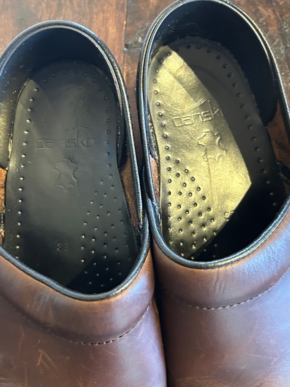 Dansko Brown Oiled Leather Professional Clogs - Picture 4 of 8